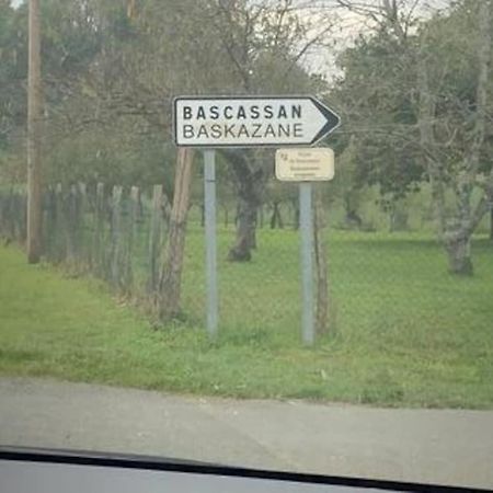 Maison Familiale Pays Basque Ahaxe-Alciette-Bascassan Exteriör bild