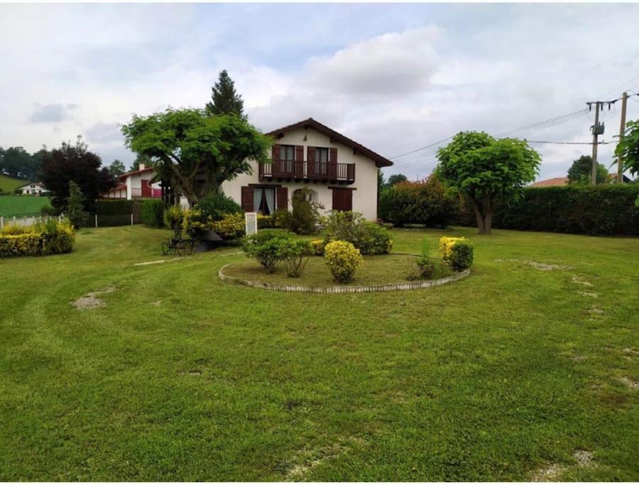 Maison Familiale Pays Basque Ahaxe-Alciette-Bascassan Exteriör bild